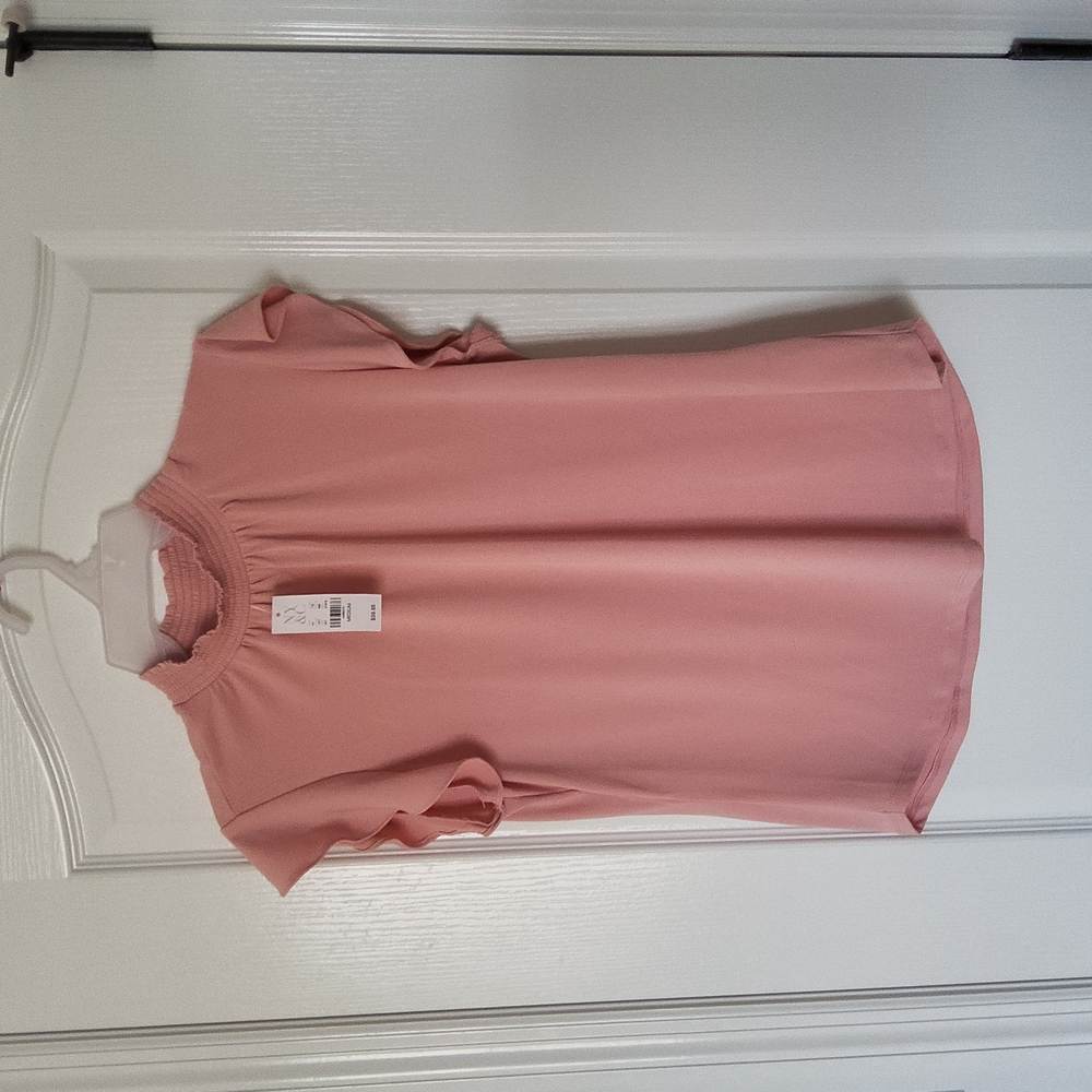 CLOSET CLEAROUT NWT womens dusty rose top